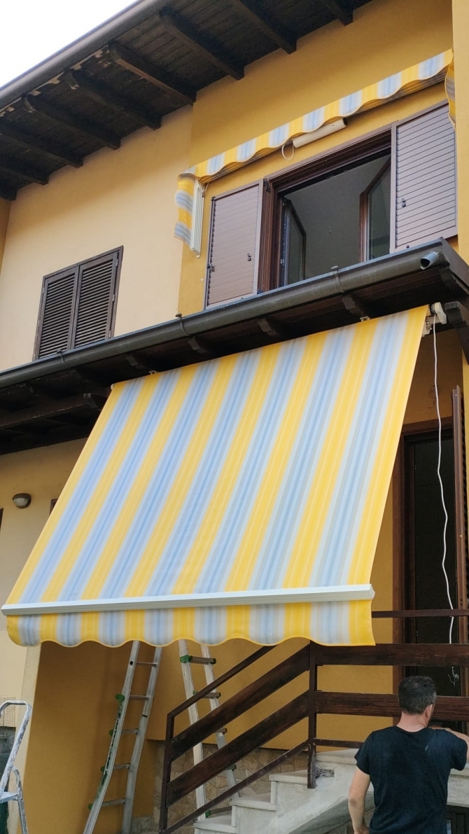 tenda barra quadra motorizzata - MARIOTENDE